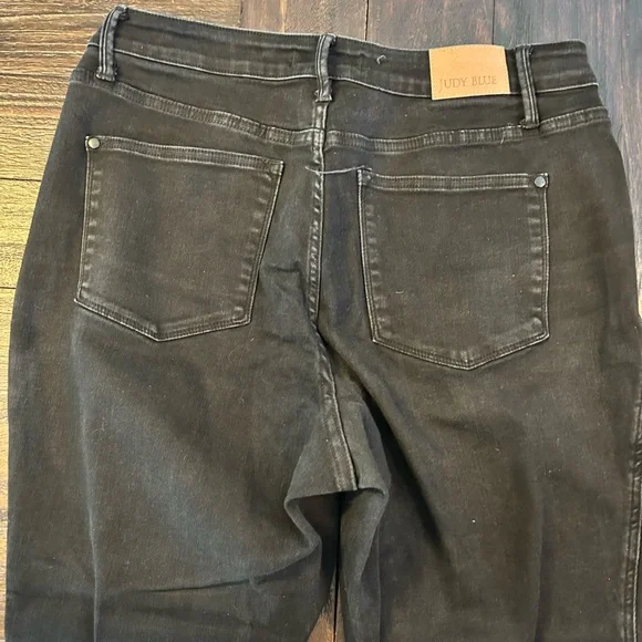 Judy Blue Dark Black Wash Tummy Control Skinny Jeans - Picture 5 of 7